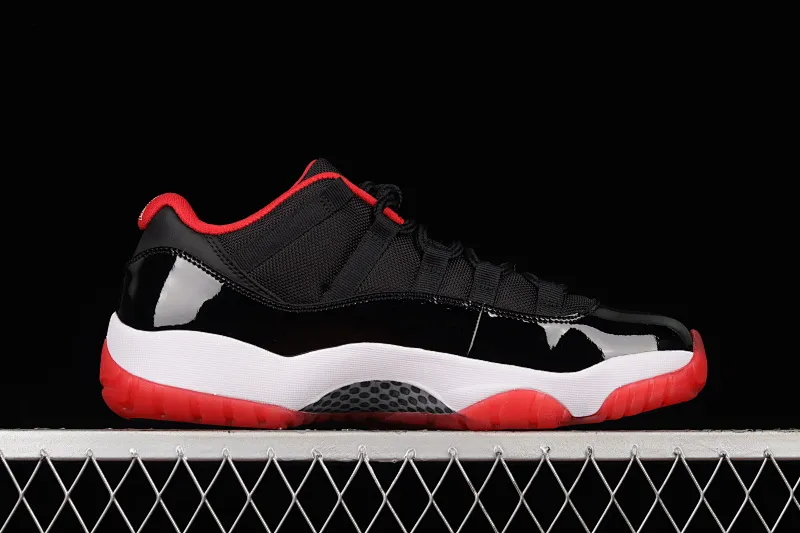 All categories Air Jordan Jordan series basketball shoes Air Jordan 11 F version Air Jordan 11 Low Bred AJ11 Joe 11 patent leather black and red genuine carbon low-top basketball shoes 528895-012